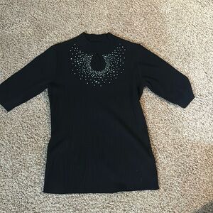 Madison Paris turtle short sleeve sweater.